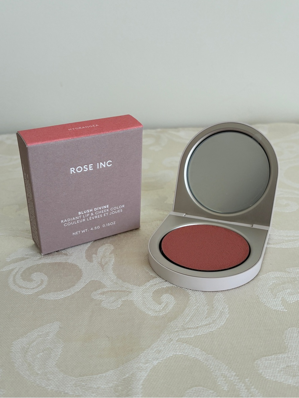 NIB Rose Inc Blush Divine Cream Blush Refillable Cheek & Lip Color in Hydrangea